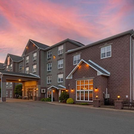 Best Western Plus Fredericton Hotel & Suites Экстерьер фото
